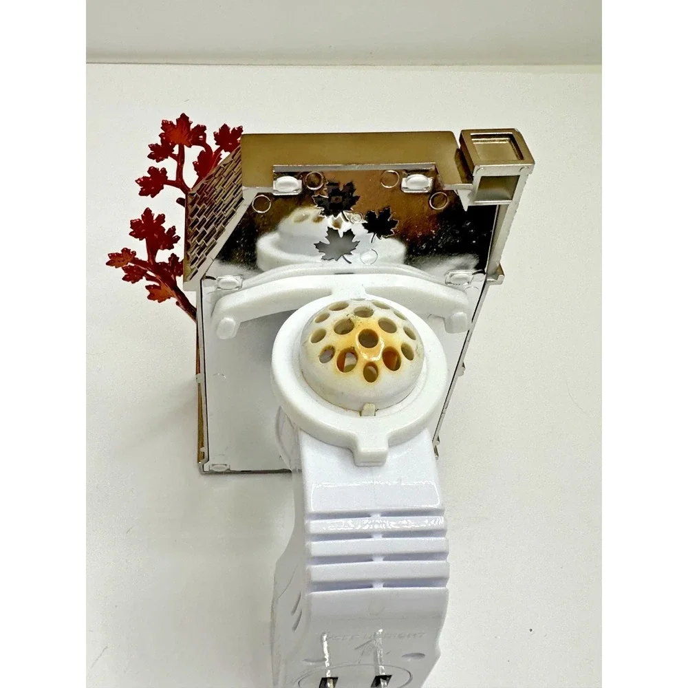 BATH & BODY WORKS FALL GLASS HOUSE PROJECTOR WALLFLOWER LIGHT UP 24/7 PLUG IN - Picture 7 of 9